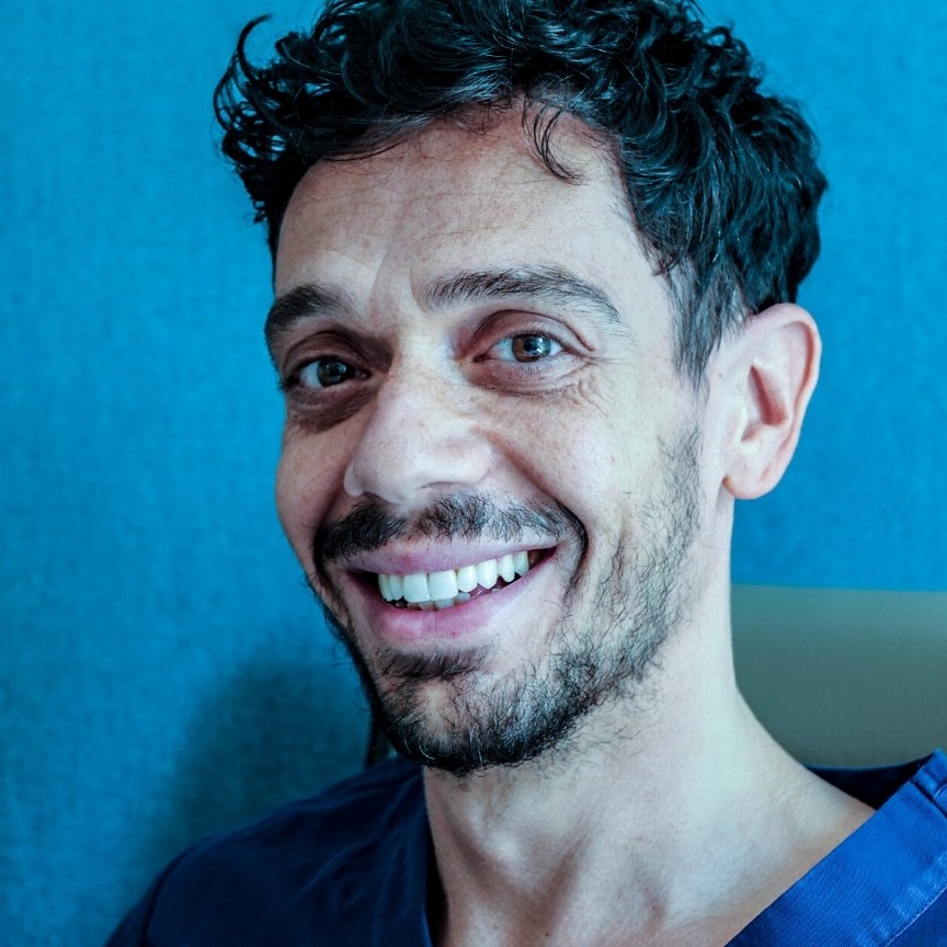 Dr. Luigi di Bari - dentista e odontoiatra a Manfredonia